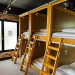 Capsule Hotel Continue Nijojokita
